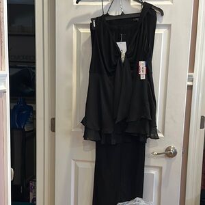 R&m Richards Elegant Black Evening pant suit